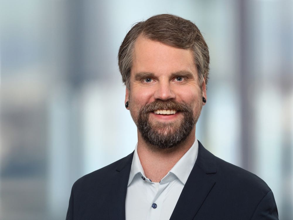 Peter Stuckenberg Deutsche Bauchemie: Referent Peter Stuckenberg startet in Frankfurt