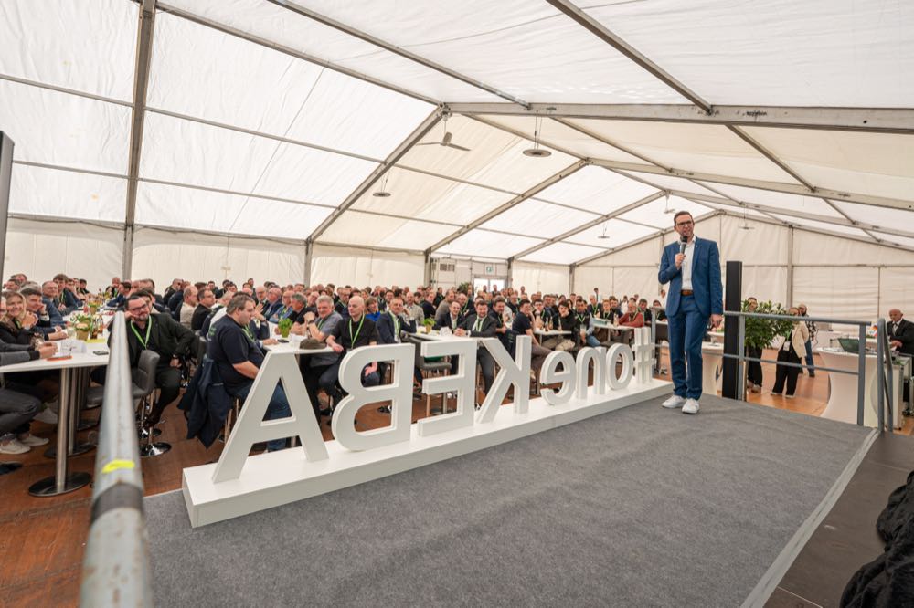 Jubiläum und Umfirmierung: Aus KEMAS wird KEBA Handover Automation Germany