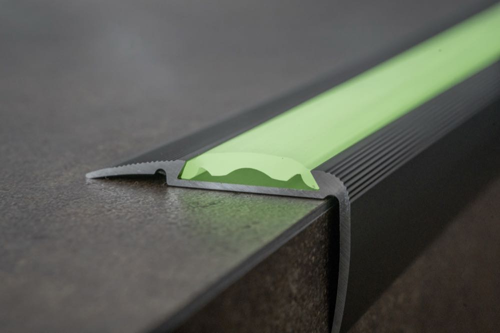 Prinz: Treppenkantenprofile rutschhemmend zertifiziert