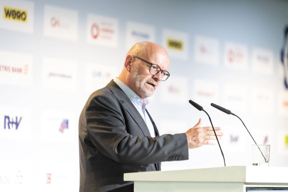 BKM-Umfrage: Kooperierender Mittelstand blickt verhalten auf Wirtschaftslage
