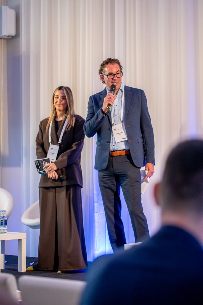 Bona Premium League feierte Premiere