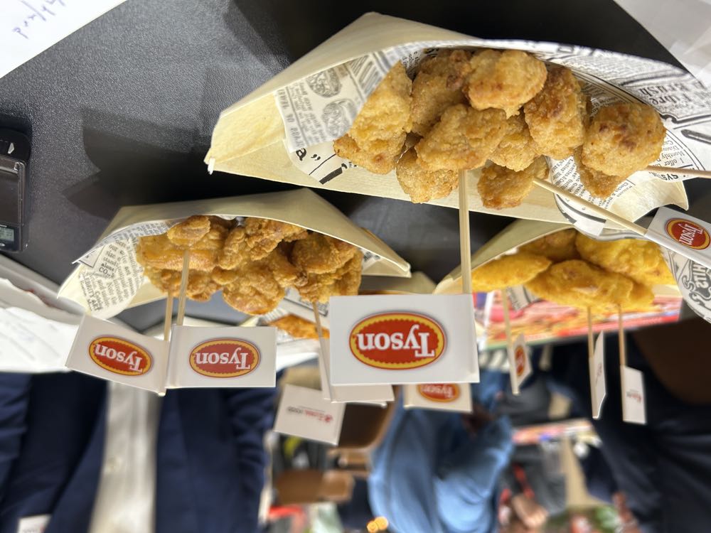 Tyson Foods senkt Jahresprognose und platziert Anleihen