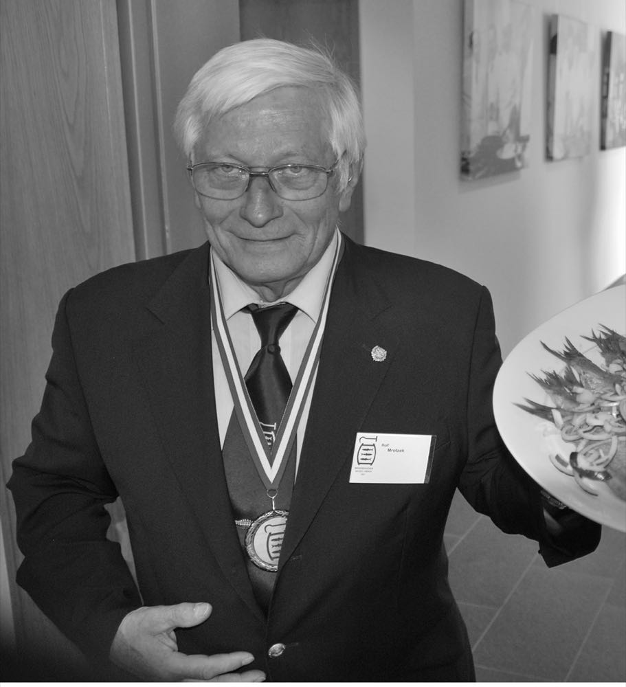 Matjes-Orden: Mitgründer und Ehrenpräsident Rolf Mrotzek verstorben
