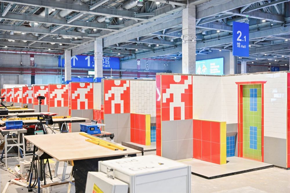  Worldskills 2026: Exzellenzmedaille für Fliesenleger Niko Schleicher