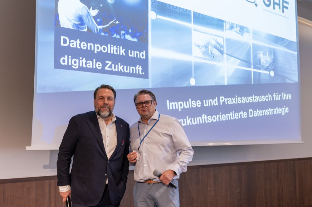  GHF und ClosifAI starten Branchen-Datengipfel