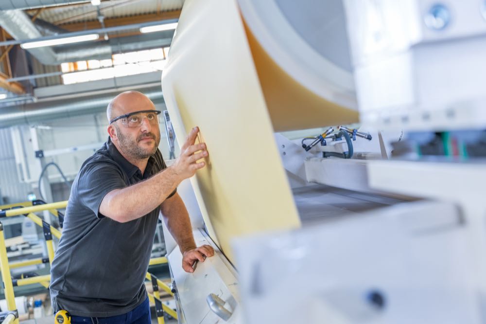 Produktion von Bodenbelägen: das Windmöller-Werk in Detmold. Sanierung über ein Schutzschirmverfahren